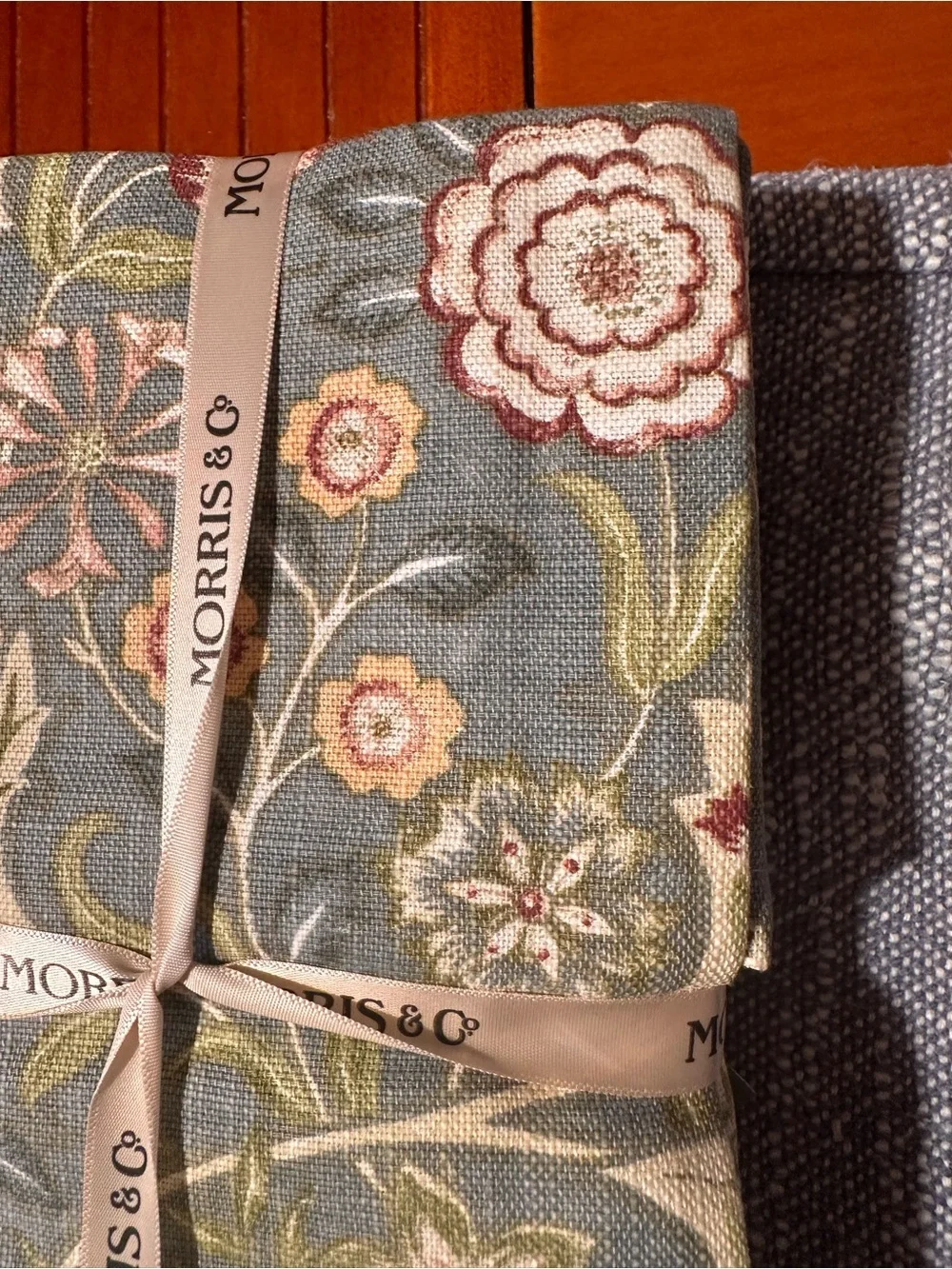 Morris & Co Floral Cotton Napkins set of 8 napkings “Wilhelmina” design